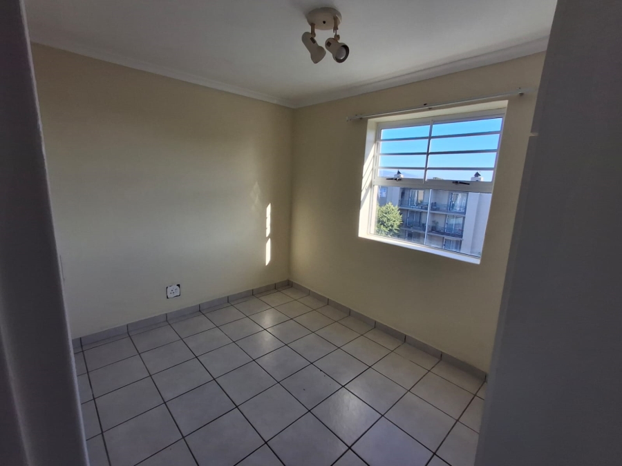 To Let 2 Bedroom Property for Rent in Vredekloof Western Cape